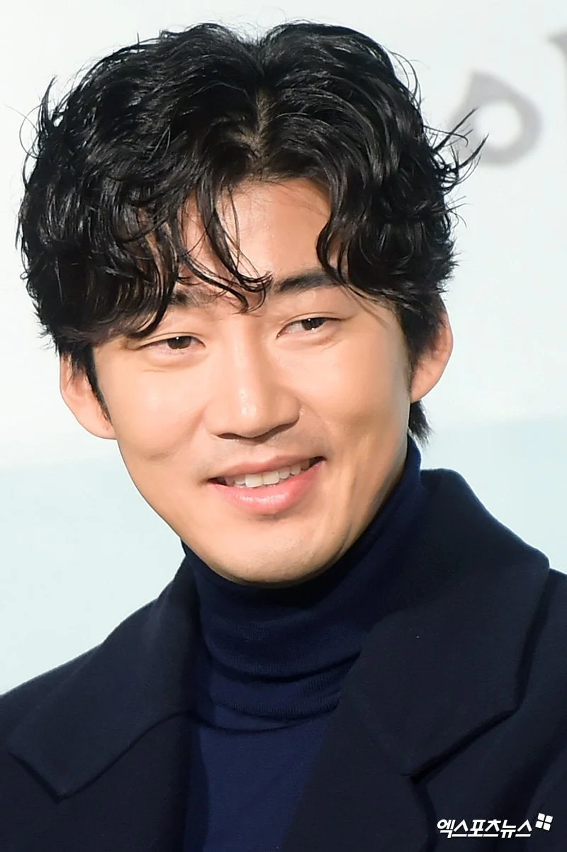 Yoon Kye Sang